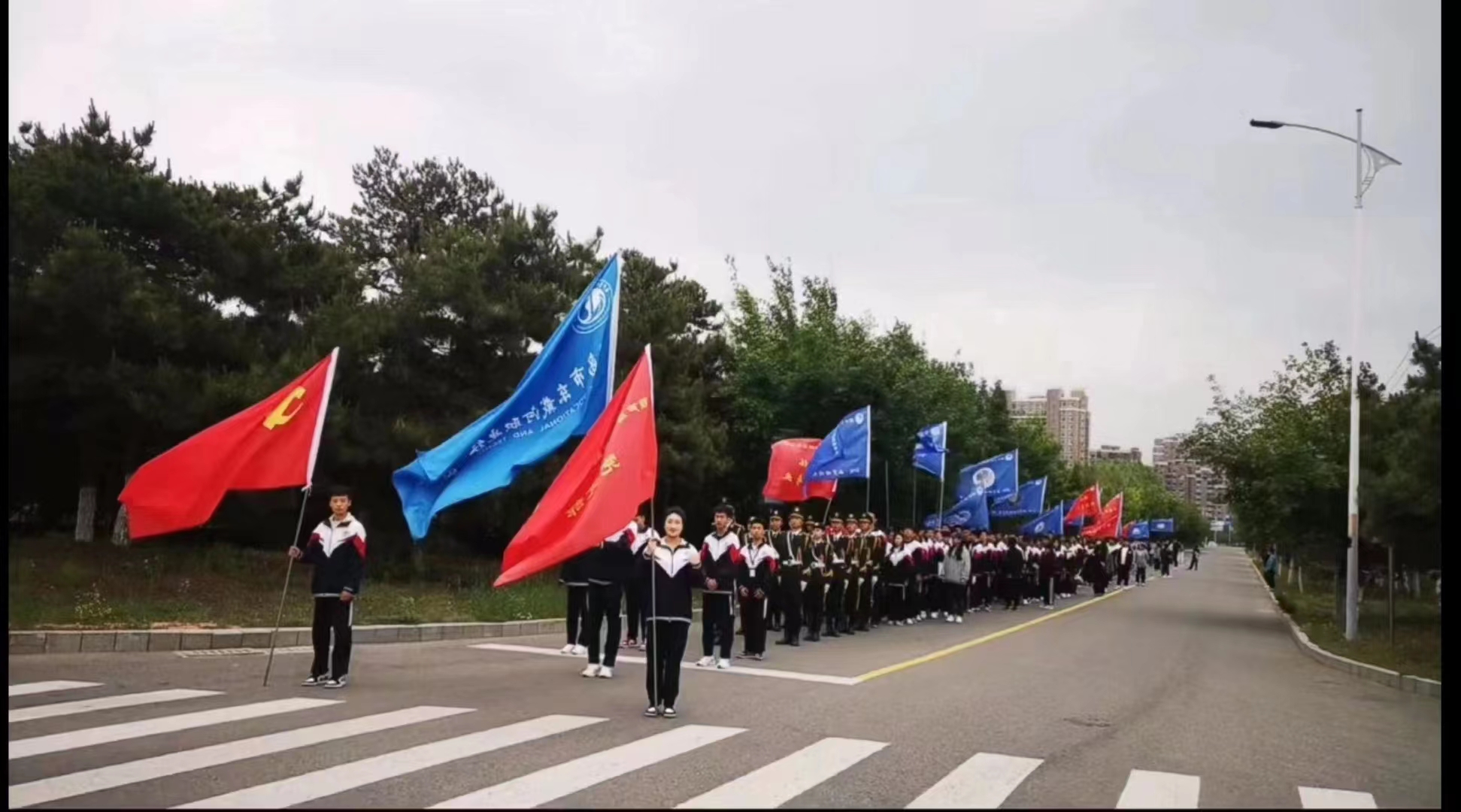 文明校园    助力乡村